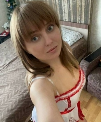 🌸 Со мной ты можешь испытать незабываемые моменты, полные страсти и наслаждения. ✨ Мои услуги включают классический секс, оральные ласки и многое другое, чтобы удовлетворить все твои сексуальные фантазии. 💋 Я умею слушать и понимать, так что обещаю, что тебе будет комфортно со мной. 😌 У меня есть отличные отзывы от предыдущих клиентов, которые отмечают мою индивидуальность и страсть в сексе. 🌟 Мои фото настоящие и я гарантирую, что ты не разочаруешься при встрече. 💯 Позволь мне погрузить тебя в мир наслаждения и желания - я жду твоего звонка. 📞 Лариса